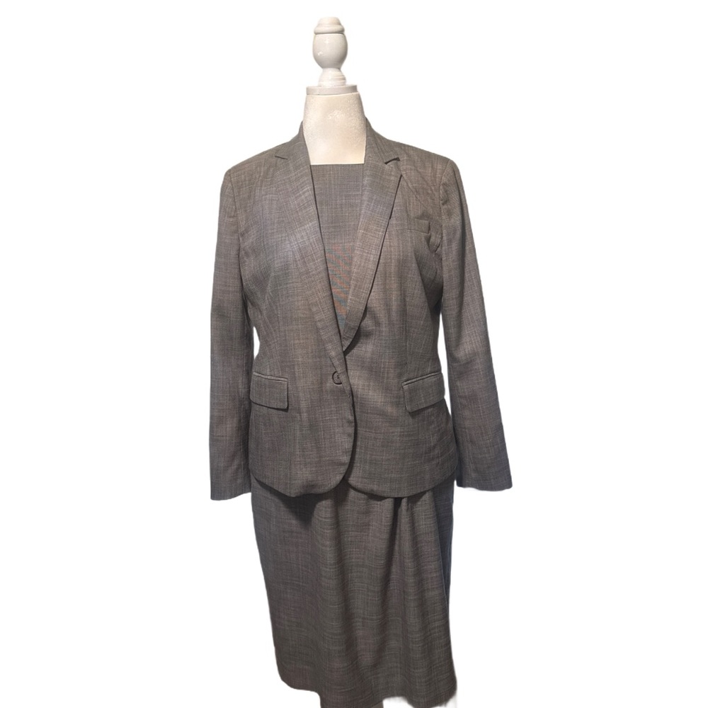 Ann Taylor Classic Gray Suit
